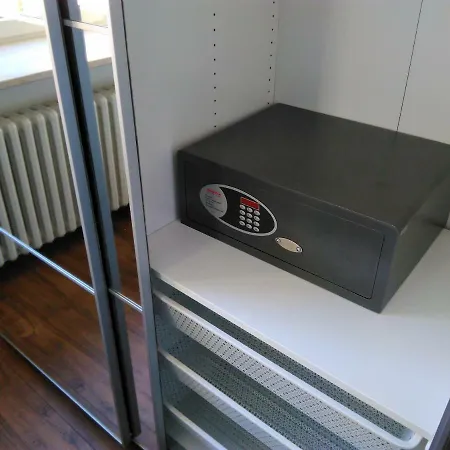 Apartment 4 Sterne Wohnen Zum Alten Forsthof Am Schlosspark, App 1 Smuck Und Groot